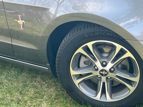 Used 2014 Ford Mustang Premium w/ Comfort Package image 24