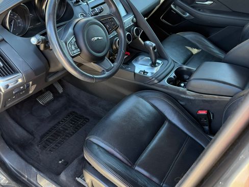 Used 2020 Jaguar E-PACE image 16