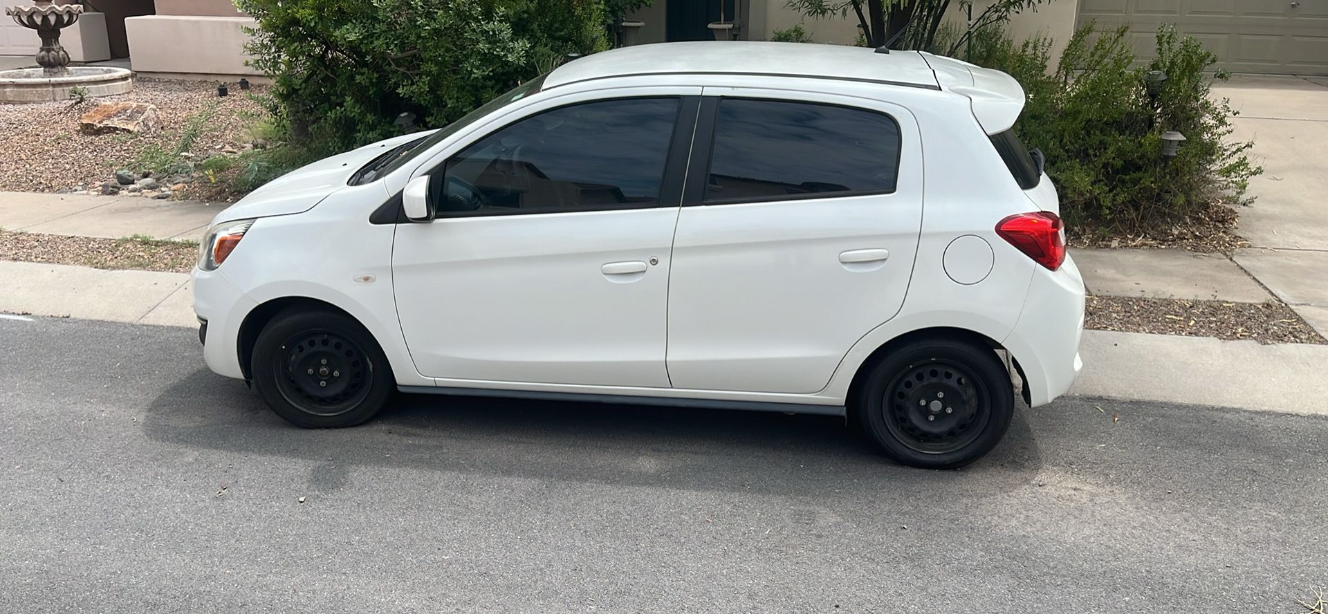 Used 2017 Mitsubishi Mirage ES FWD image 5