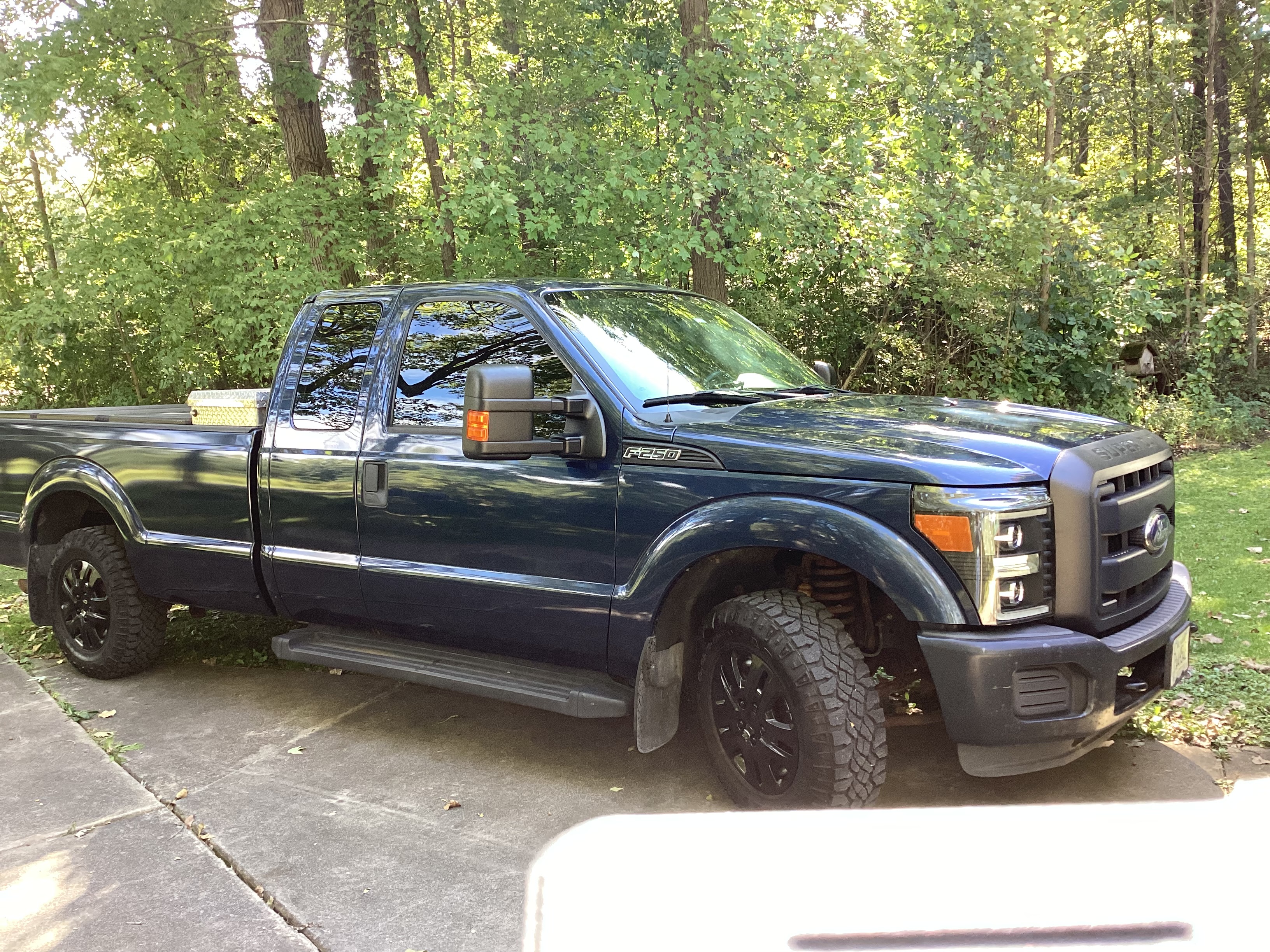 Used 2013 Ford F250 XL w/ PWR Equipment Group RWD image 2
