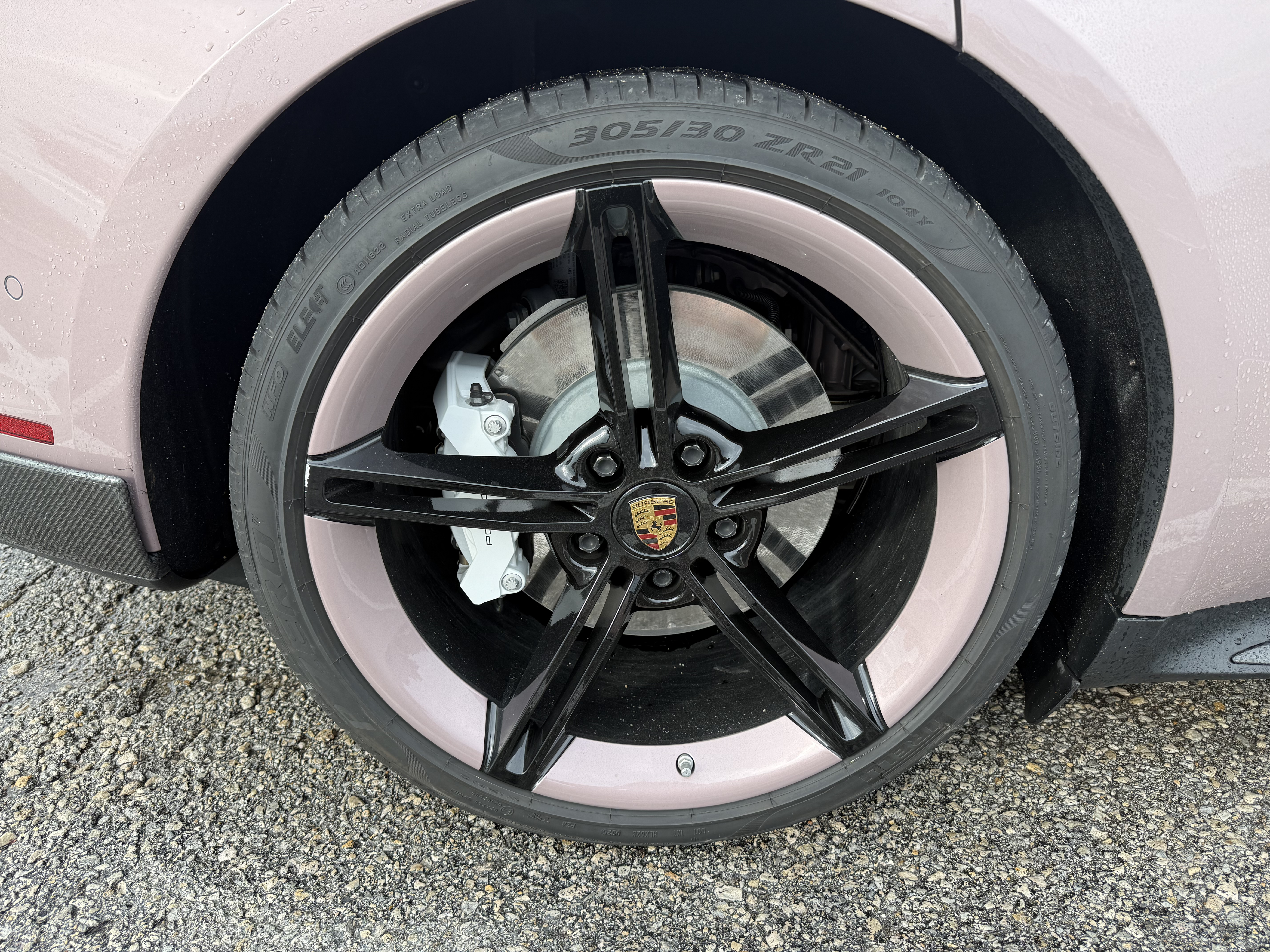 Used 2022 Porsche Taycan RWD image 22