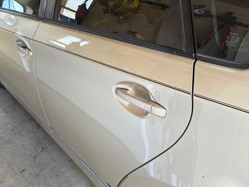 Used 2011 Toyota Prius Three image 9