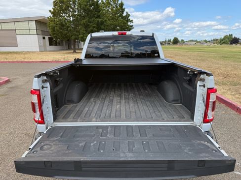 Used 2021 Ford F150 Lariat w/ Equipment Group 502A High AWD/4WD image 12