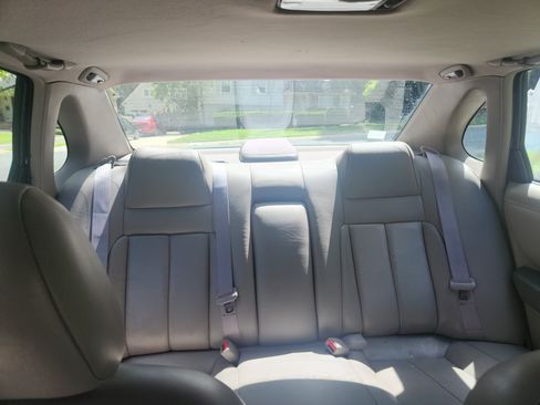 Used 1999 Toyota Avalon XLS FWD image 13