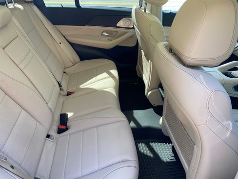 Used 2021 Mercedes-Benz GLE 350 4MATIC image 16