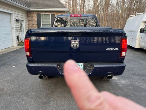 Used 2016 RAM 1500 Sport w/ Convenience Group image 8