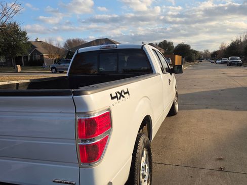 Used 2013 Ford F150 XLT w/ Trailer Tow Pkg image 14