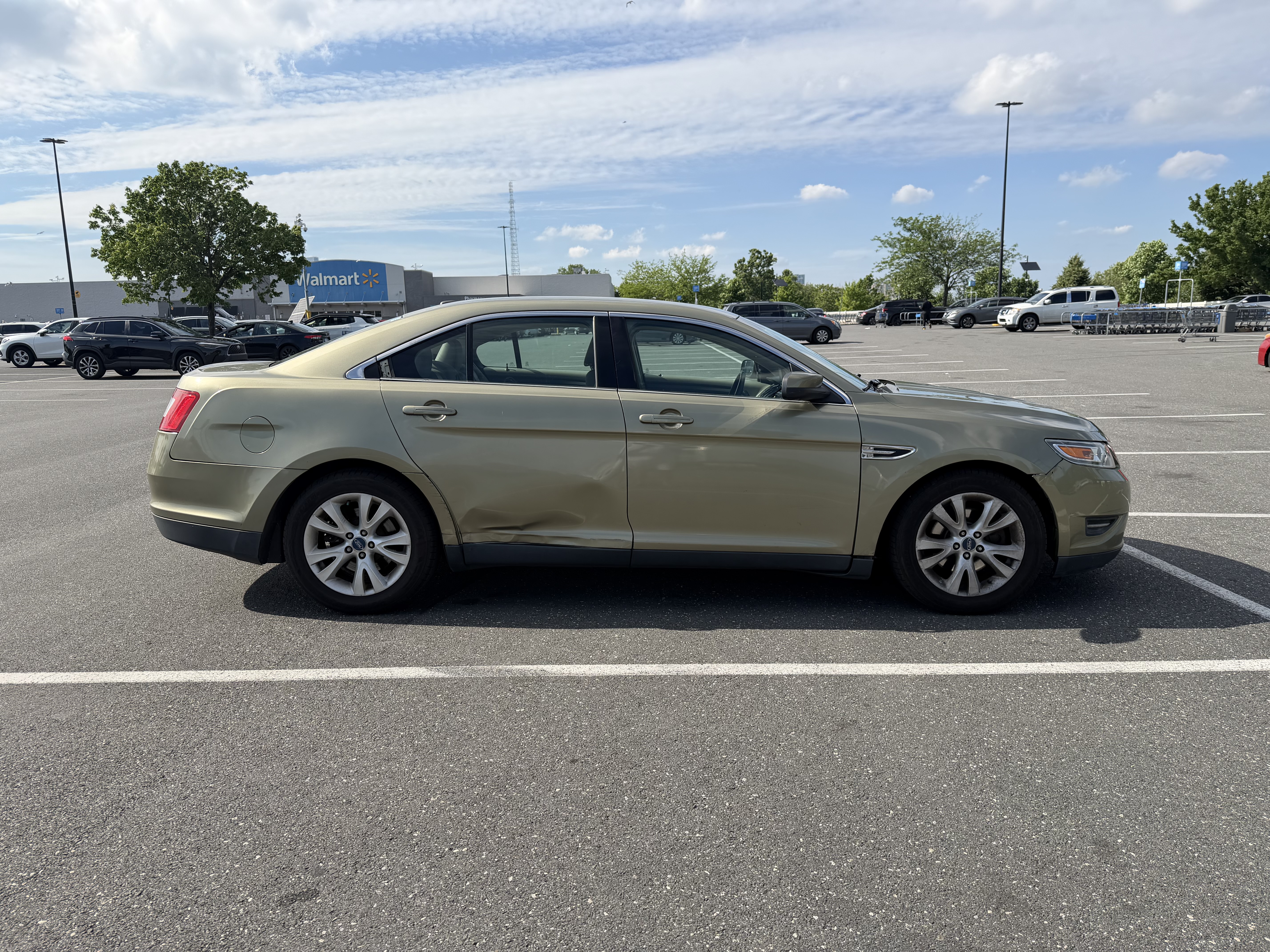 Used 2012 Ford Taurus SEL FWD image 5