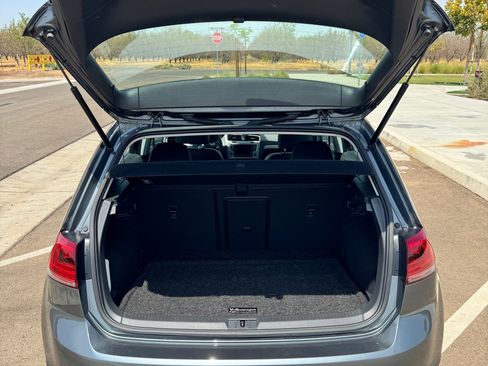 Used 2017 Volkswagen Golf Wolfsburg Edition FWD image 5