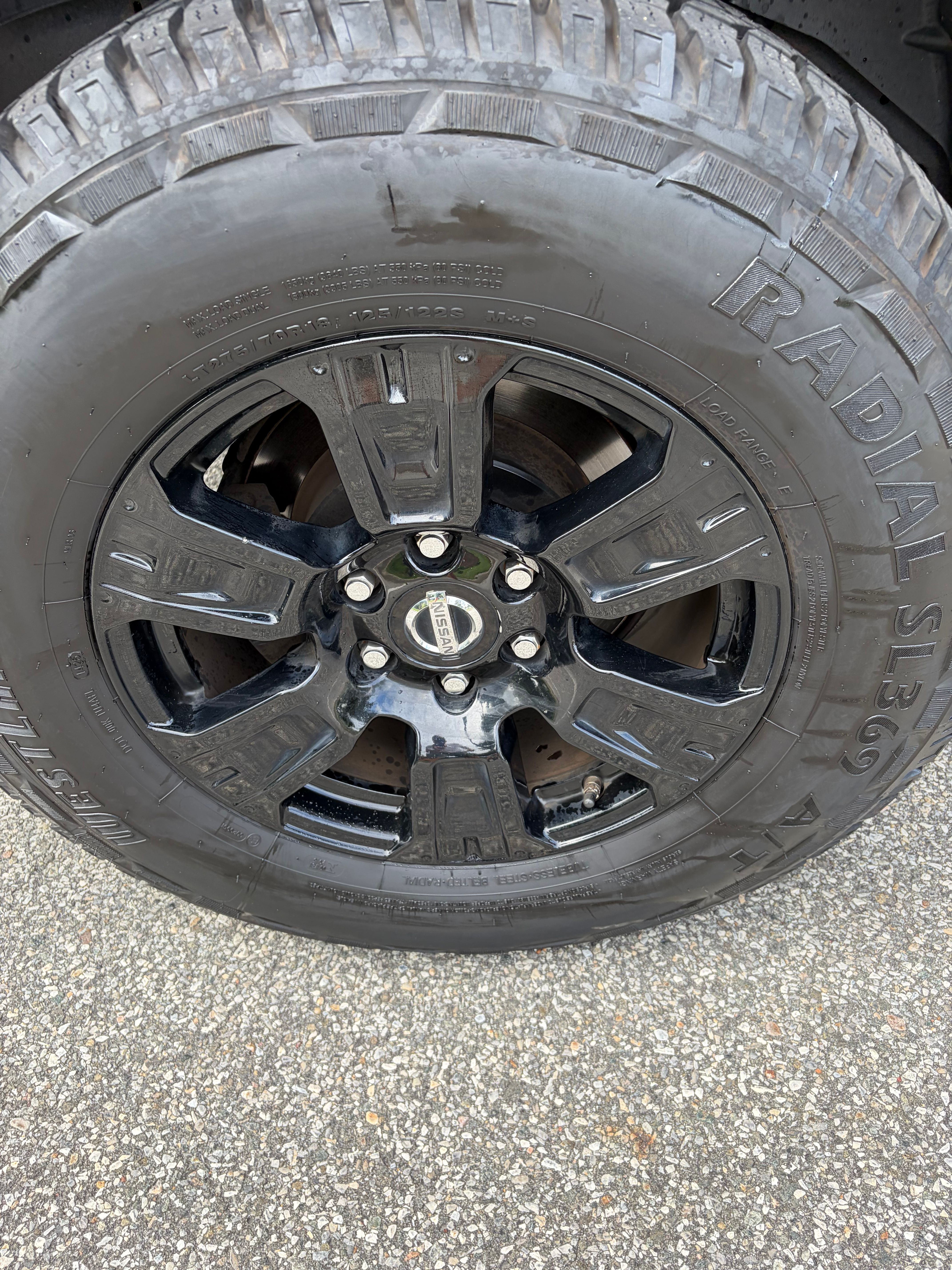 Used 2017 Nissan Titan SV AWD/4WD image 20