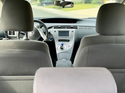 Used 2012 Toyota Prius Prime Plug-In Hybrid FWD image 11