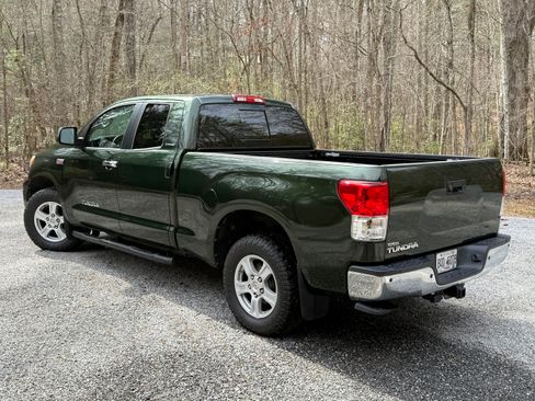 Used 2011 Toyota Tundra Limited w/ Memory Pkg image 4