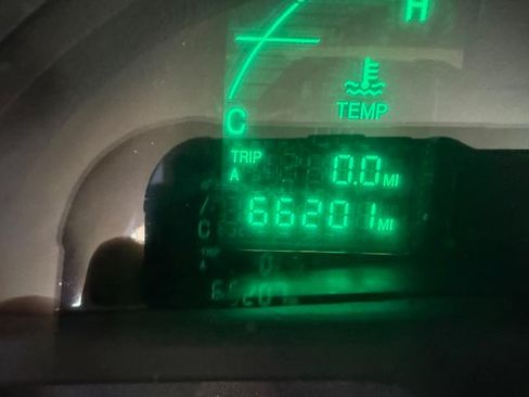 Used 2005 Cadillac De Ville Sedan image 13