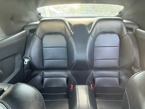 Used 2017 Ford Mustang Premium image 13