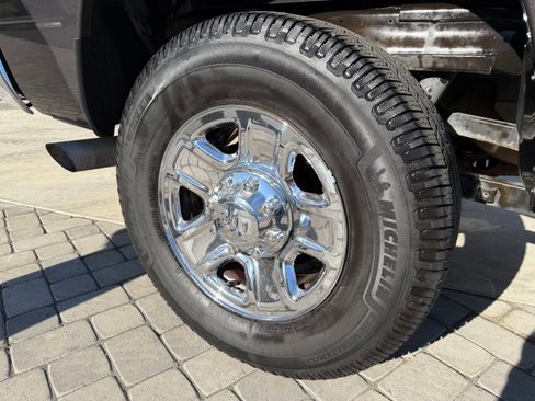 Used 2016 RAM 2500 SLT image 5