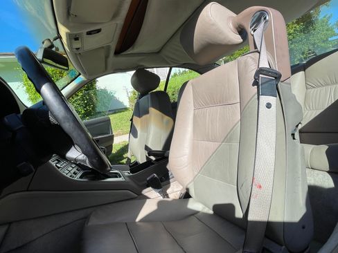 Used 1993 BMW 850Ci image 19