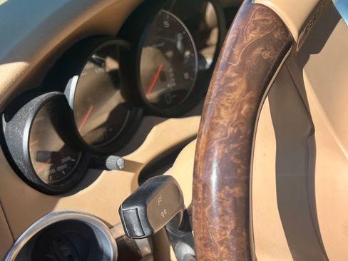 Used 2012 Porsche Cayenne S image 14