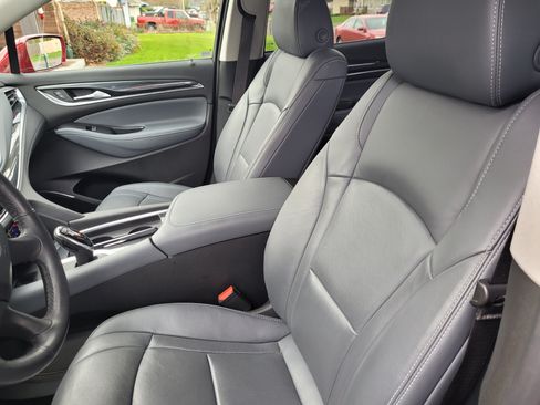 Used 2019 Buick Enclave Premium w/ Experience Buick Package image 23