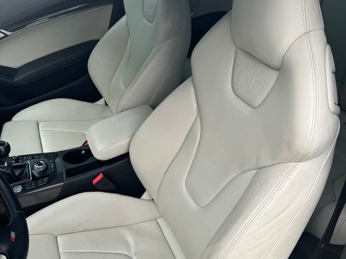 Used 2010 Audi S5 Prestige image 11