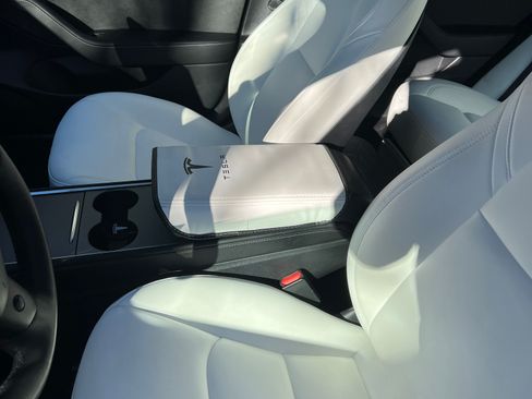 Used 2021 Tesla Model 3 Standard Range Plus image 13