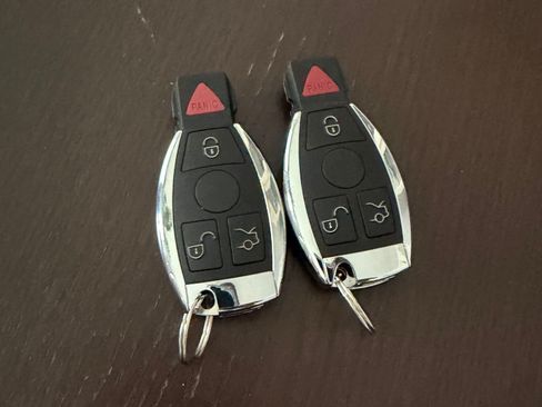 Used 2006 Mercedes-Benz CLK 350 Coupe image 17