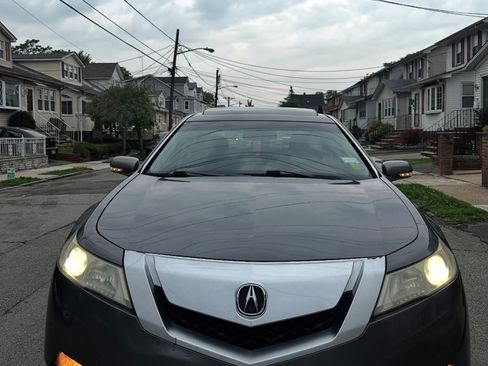 Used 2009 Acura TL w/ Technology Package image 2