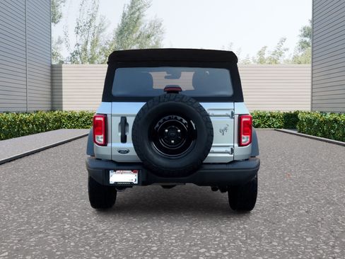 Used 2022 Ford Bronco Black Diamond image 12