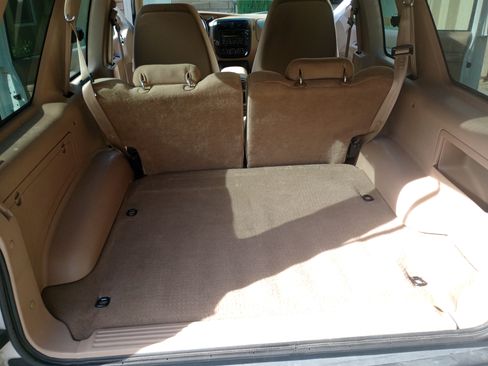 Used 2000 Ford Explorer Sport image 9