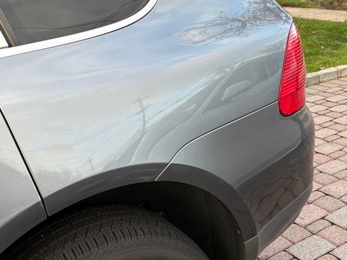 Used 2006 Porsche Cayenne S Titanium Edition image 23