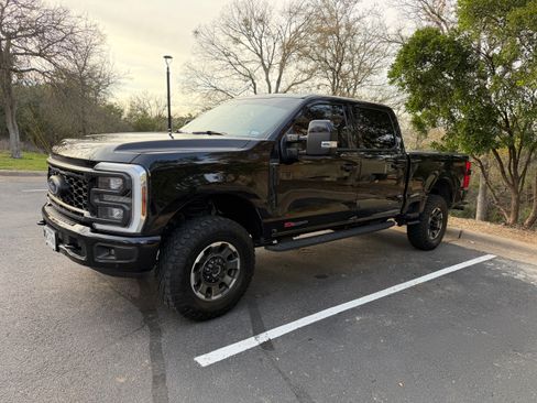 Used 2024 Ford F250 Lariat w/ Lariat Ultimate Package image 6