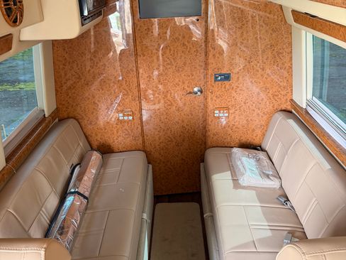 Used 2015 Mercedes-Benz Sprinter 3500 image 13