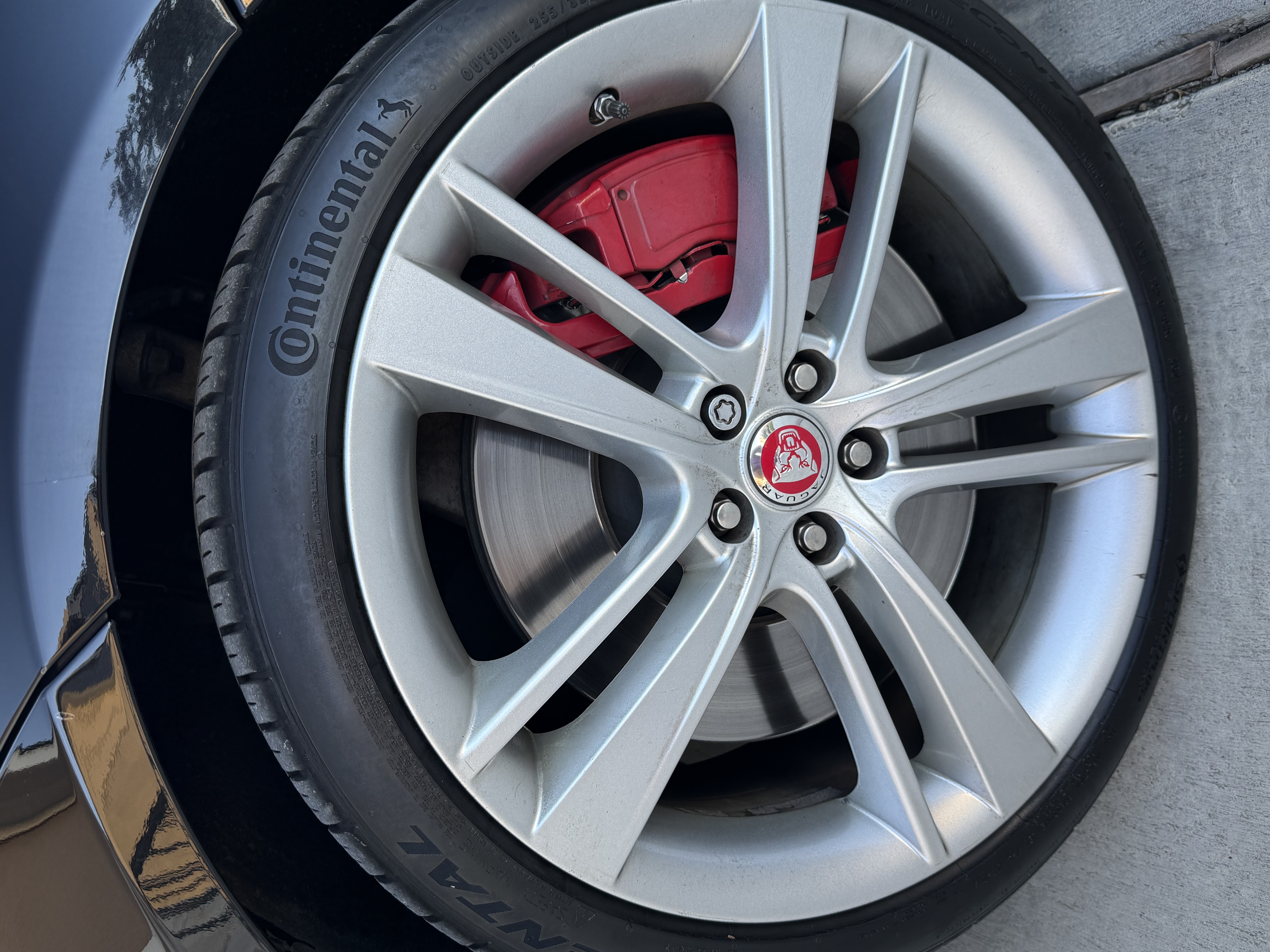 Used 2015 Jaguar F-TYPE S RWD image 26