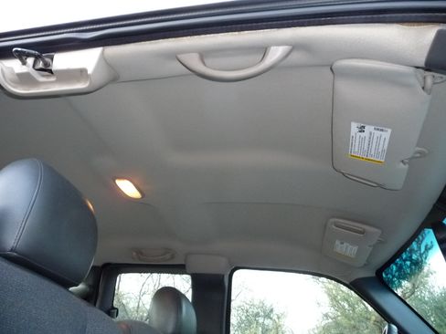 Used 2004 Chevrolet Silverado 1500 W/T RWD image 17