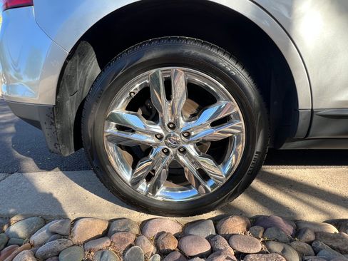 Used 2013 Ford Edge Limited image 15