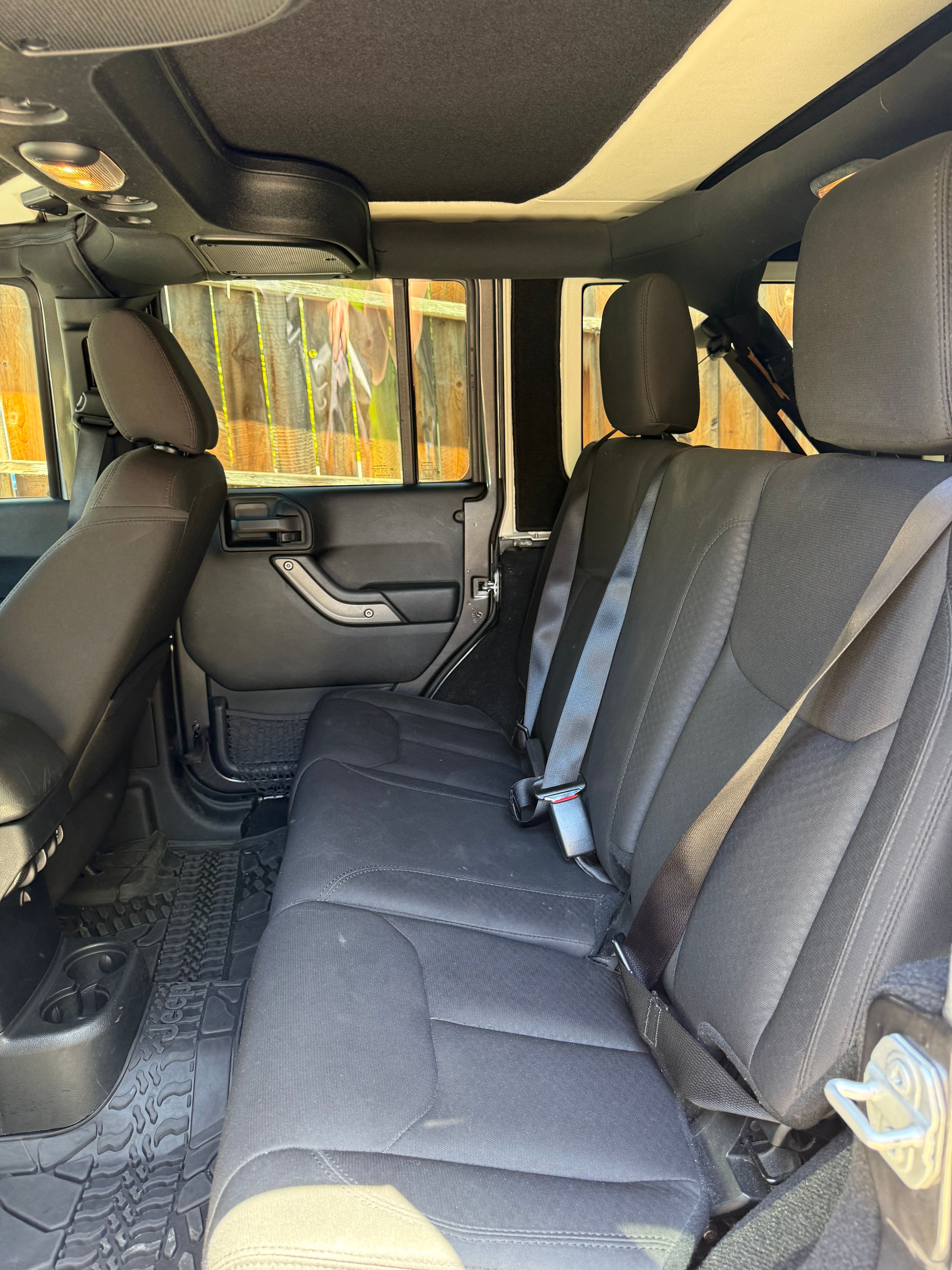 Used 2016 Jeep Wrangler Unlimited Sport w/ Quick Order Package 23S AWD/4WD image 12