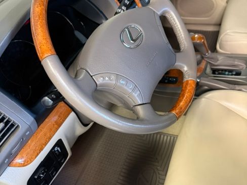Used 2004 Lexus GX 470 AWD/4WD image 8