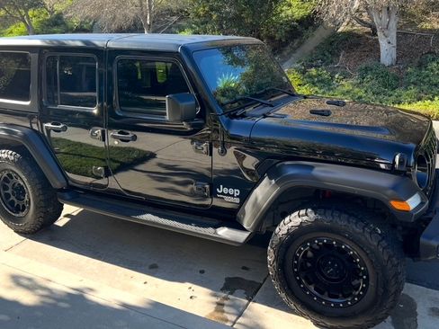 Used 2019 Jeep Wrangler Unlimited Sport S AWD/4WD image 8