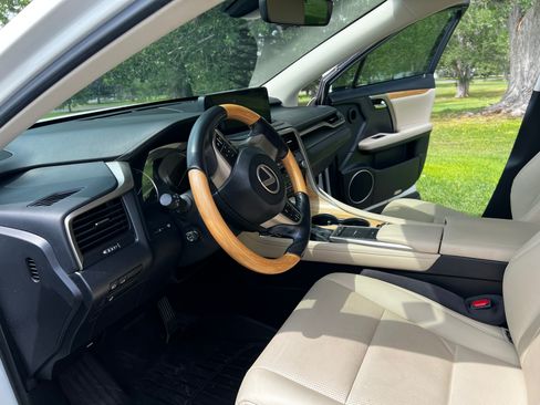 Used 2022 Lexus RX 350 AWD w/ Premium Package image 8