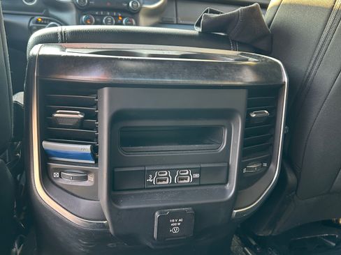 Used 2019 RAM 1500 Big Horn image 4