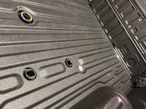 Used 2024 Ford F450 Platinum w/ FX4 Off-Road Package image 11