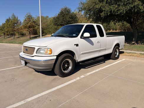 Used 2003 Ford F150 XLT RWD image 1