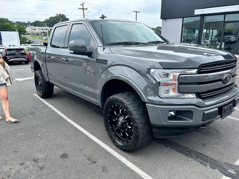 Used 2020 Ford F150 Lariat w/ Equipment Group 502A Luxury image 2