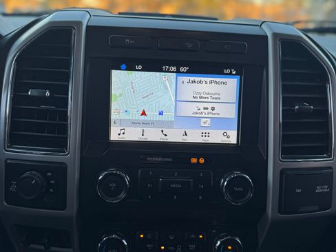 Used 2019 Ford F250 Lariat w/ Lariat Ultimate Package image 10