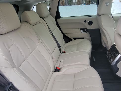 Used 2014 Land Rover Range Rover Sport Supercharged image 10