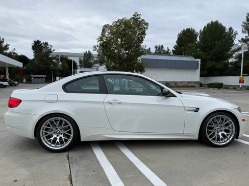 Used 2011 BMW M3 Coupe image 18