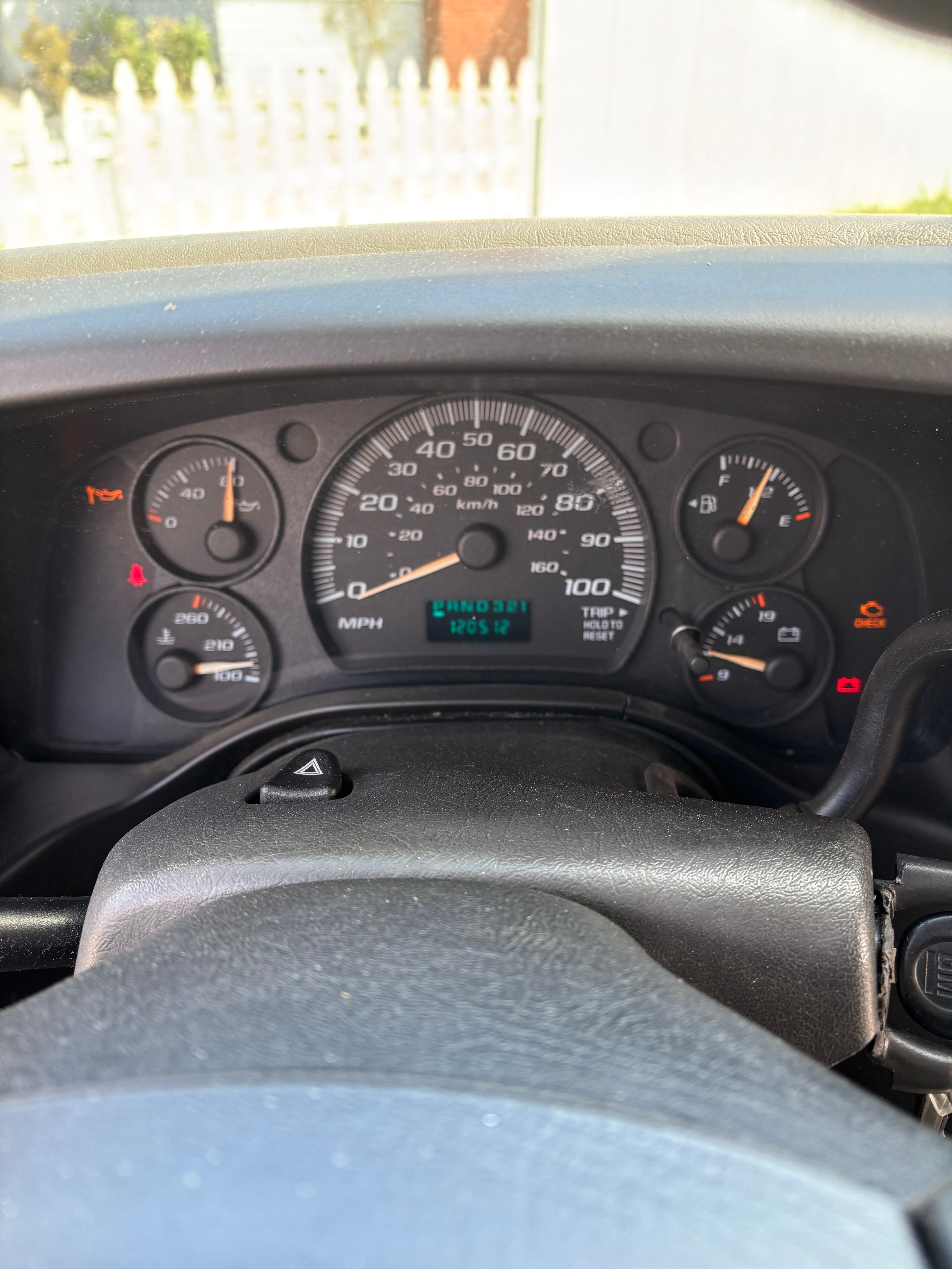 Used 2006 GMC Savana 2500 RWD image 16