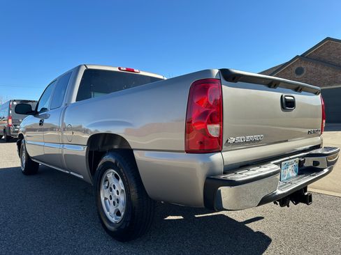 Used 2003 Chevrolet Silverado 1500 LS image 15