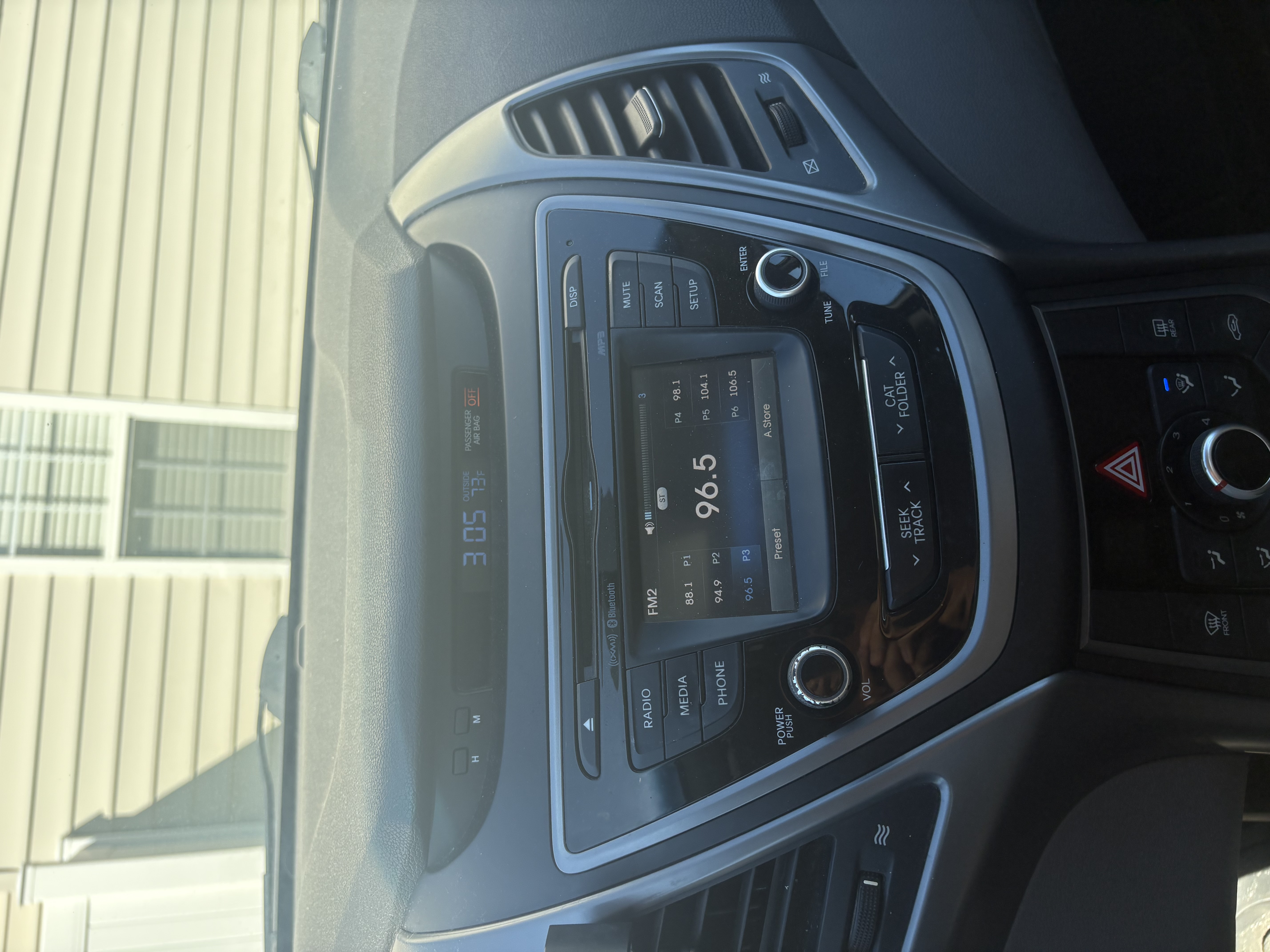 Used 2014 Hyundai Elantra SE w/ Option Group 02 FWD image 13