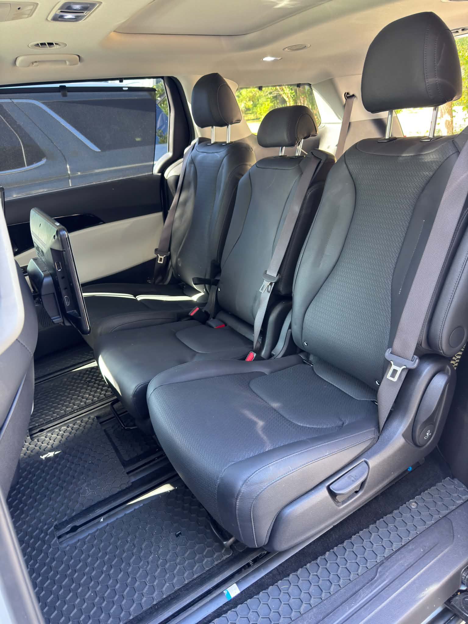 Used 2024 Kia Carnival SX Prestige FWD image 21