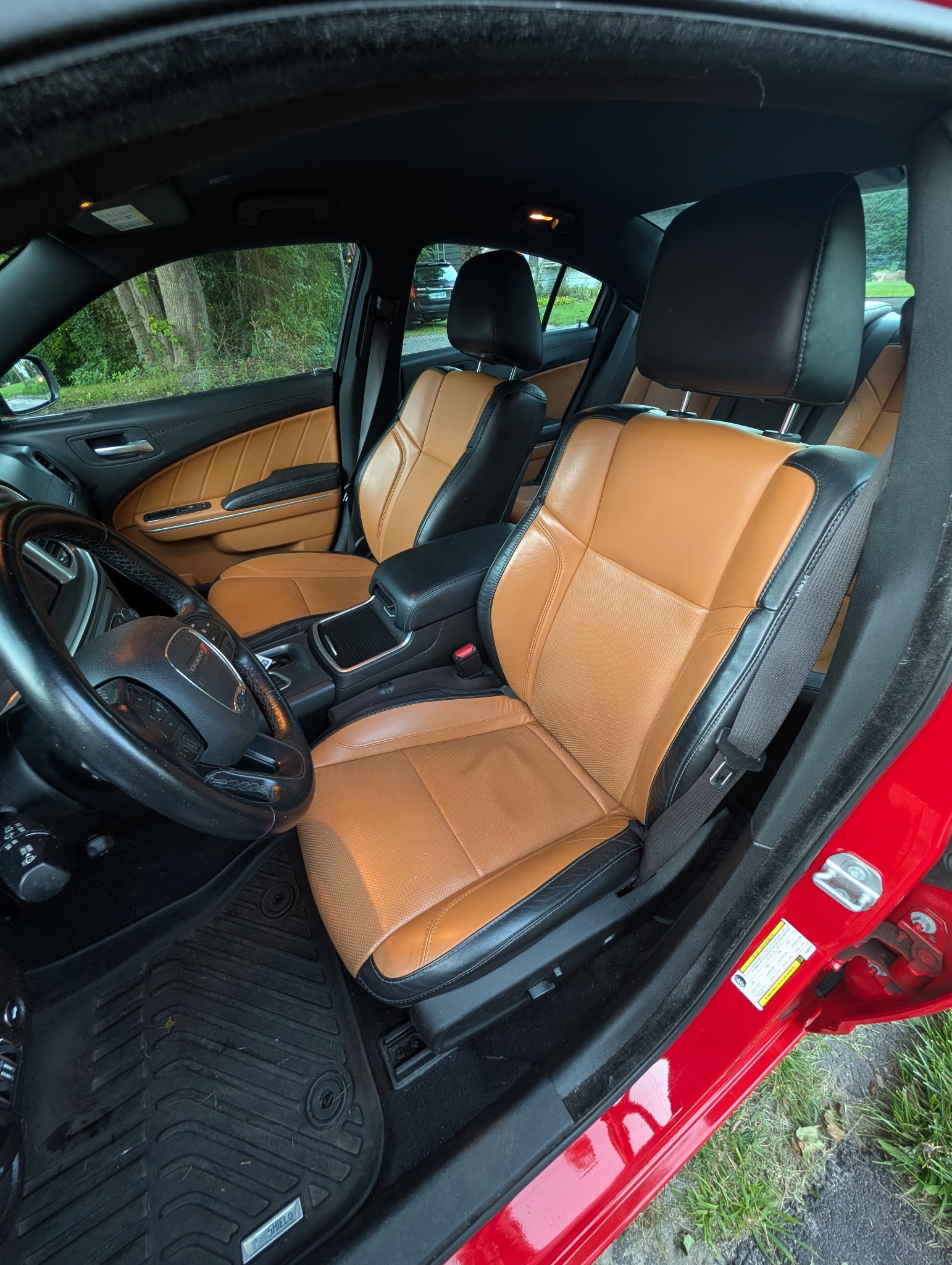Used 2022 Dodge Charger SXT w/ Plus Group RWD image 5